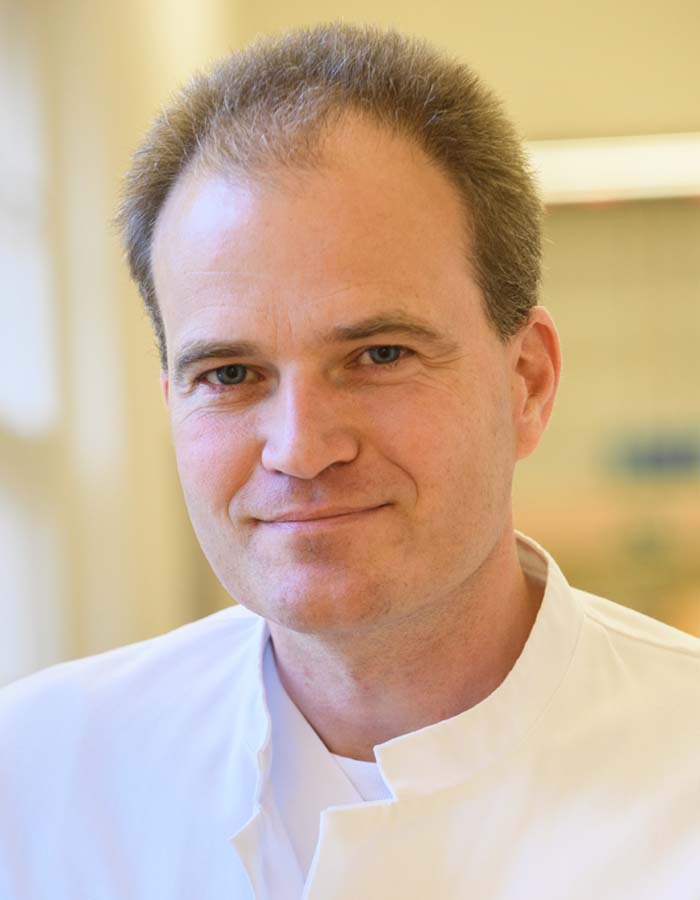 Porträtfoto von Dr. med. Oliver Günter